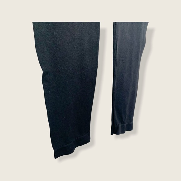 Wear It With Heart Leggings - Picture 3 of 12